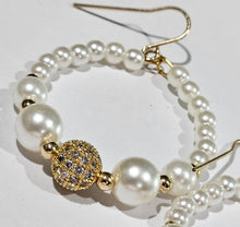 Glitzy Gold-Filled Center Stage Pearl Hoop Earrings